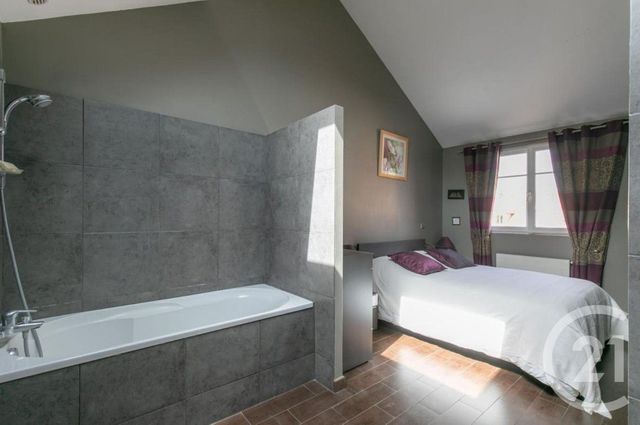 Maison &agrave; vendre - 7 pi&egrave;ces - 166,78 m2 - La Varenne St Hilaire - 94 - ILE-DE-FRANCE