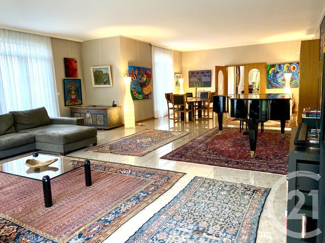 Maison à vendre - 8 pièces - 220 m2 - La Varenne St Hilaire - 94 - ILE-DE-FRANCE