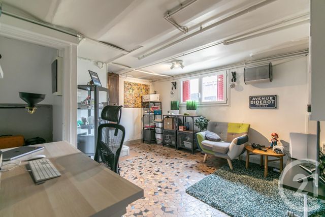 Maison à vendre - 6 pièces - 75,29 m2 - La Varenne St Hilaire - 94 - ILE-DE-FRANCE