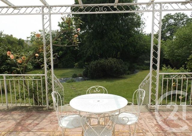 Maison à vendre - 8 pièces - 157 m2 - La Varenne St Hilaire - 94 - ILE-DE-FRANCE