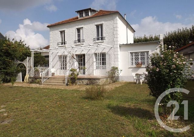 Maison à vendre - 8 pièces - 157 m2 - La Varenne St Hilaire - 94 - ILE-DE-FRANCE