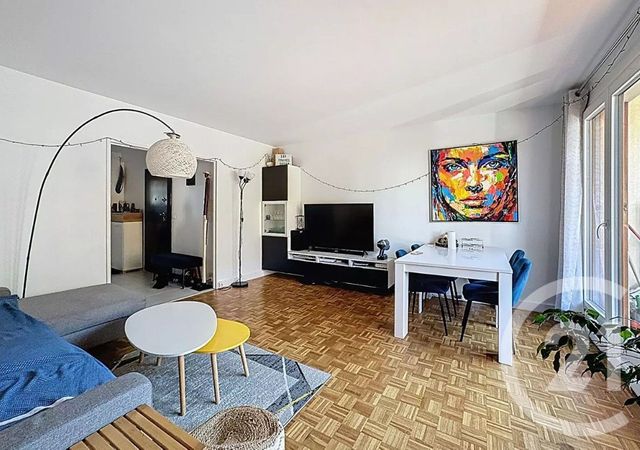 Appartement F3 à vendre ST MAUR DES FOSSES