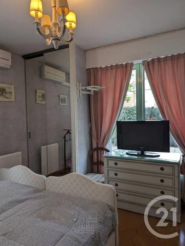 Appartement F3 à vendre - 4 pièces - 86 m2 - St Maur Des Fosses - 94 - ILE-DE-FRANCE