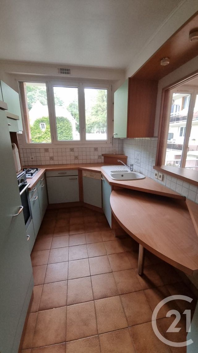Appartement F3 à vendre - 3 pièces - 63,84 m2 - St Maur Des Fosses - 94 - ILE-DE-FRANCE