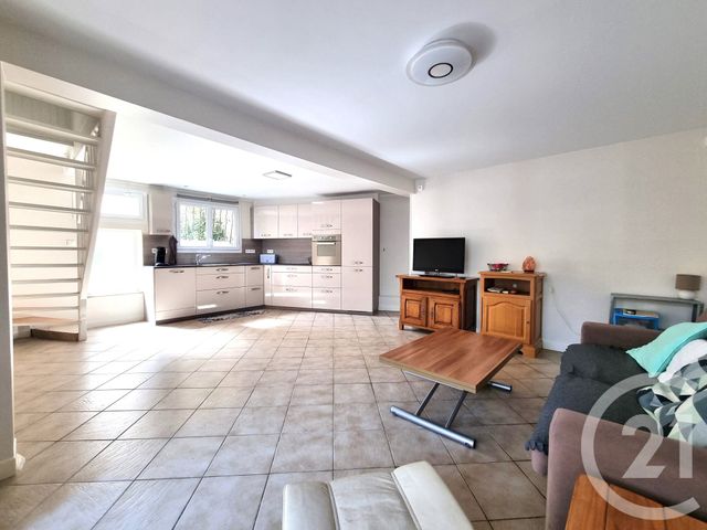 Appartement Duplex à vendre LA VARENNE ST HILAIRE