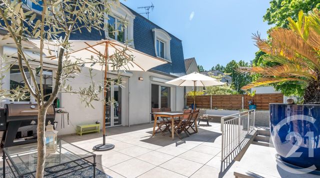 Maison &agrave; vendre - 8 pi&egrave;ces - 225,11 m2 - St Maur Des Fosses - 94 - ILE-DE-FRANCE