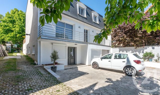 Maison &agrave; vendre - 8 pi&egrave;ces - 225,11 m2 - St Maur Des Fosses - 94 - ILE-DE-FRANCE