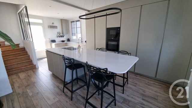 Maison &agrave; vendre - 7 pi&egrave;ces - 151,06 m2 - La Varenne St Hilaire - 94 - ILE-DE-FRANCE