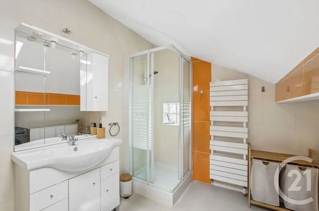 Maison &agrave; vendre - 8 pi&egrave;ces - 246 m2 - St Maur Des Fosses - 94 - ILE-DE-FRANCE