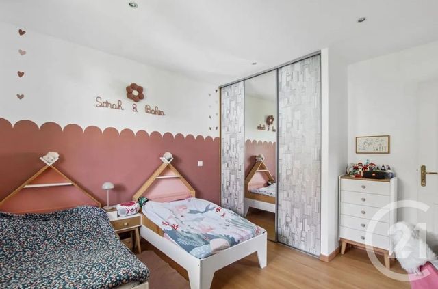 Maison &agrave; vendre - 8 pi&egrave;ces - 246 m2 - St Maur Des Fosses - 94 - ILE-DE-FRANCE