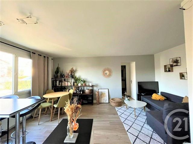 Appartement F2 &agrave; louer - 2 pi&egrave;ces - 40 m2 - St Maur Des Fosses - 94 - ILE-DE-FRANCE