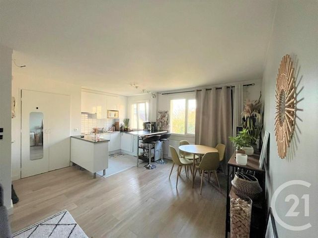 Appartement F2 &agrave; louer - 2 pi&egrave;ces - 40 m2 - St Maur Des Fosses - 94 - ILE-DE-FRANCE