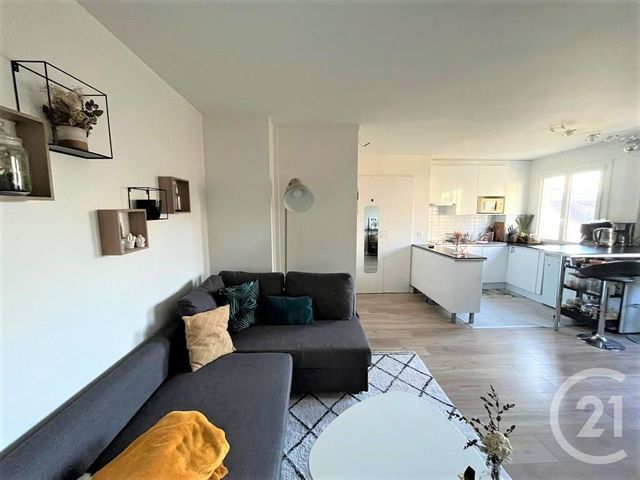 Appartement F2 &agrave; louer - 2 pi&egrave;ces - 40 m2 - St Maur Des Fosses - 94 - ILE-DE-FRANCE