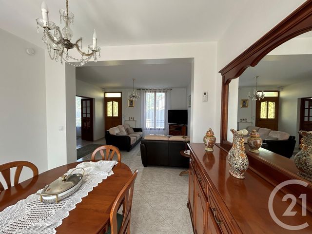 Maison à vendre - 7 pièces - 145 m2 - Pontault Combault - 77 - ILE-DE-FRANCE