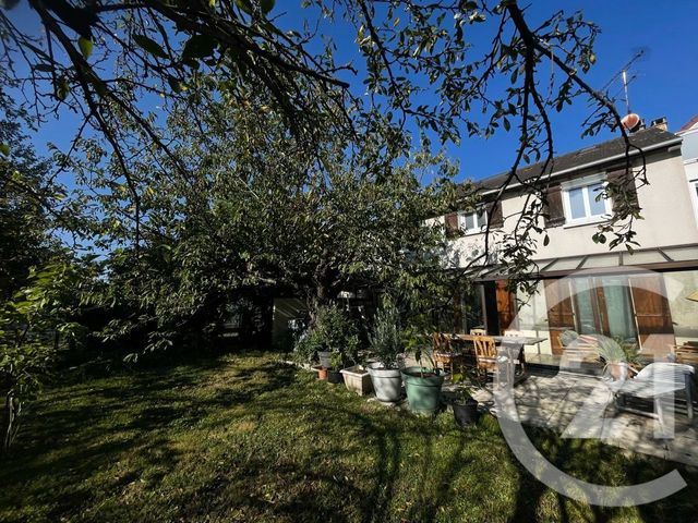 Maison à vendre - 5 pièces - 120 m2 - Pontault Combault - 77 - ILE-DE-FRANCE