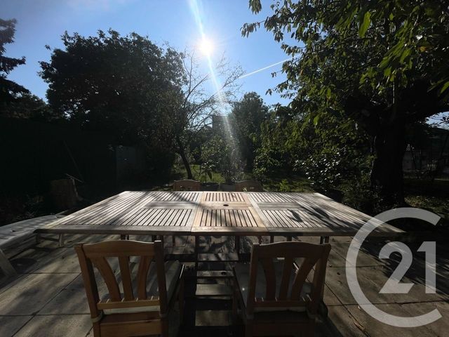 Maison à vendre - 5 pièces - 120 m2 - Pontault Combault - 77 - ILE-DE-FRANCE