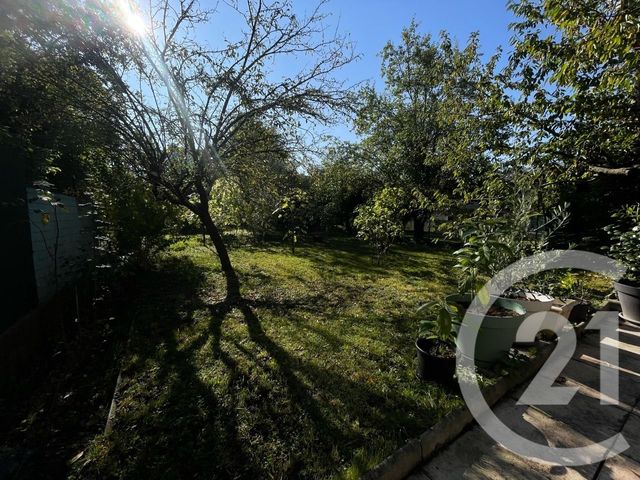 Maison à vendre - 5 pièces - 120 m2 - Pontault Combault - 77 - ILE-DE-FRANCE