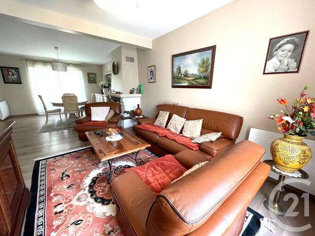 Maison à vendre - 5 pièces - 120 m2 - Pontault Combault - 77 - ILE-DE-FRANCE