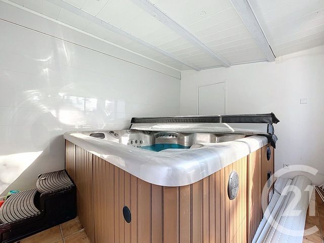 Maison à vendre - 6 pièces - 169 m2 - Pontault Combault - 77 - ILE-DE-FRANCE