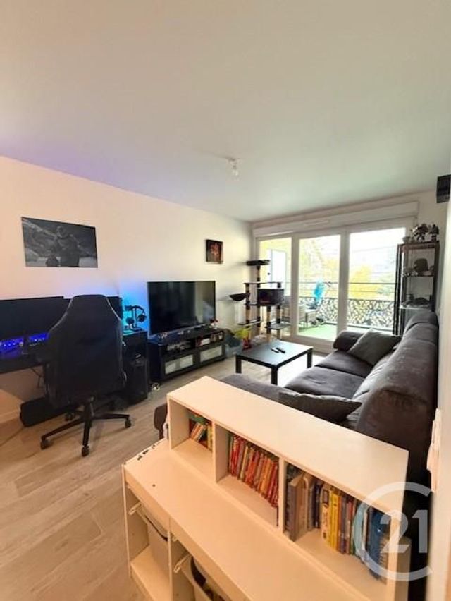 Appartement F3 à vendre - 3 pièces - 63,49 m2 - Pontault Combault - 77 - ILE-DE-FRANCE