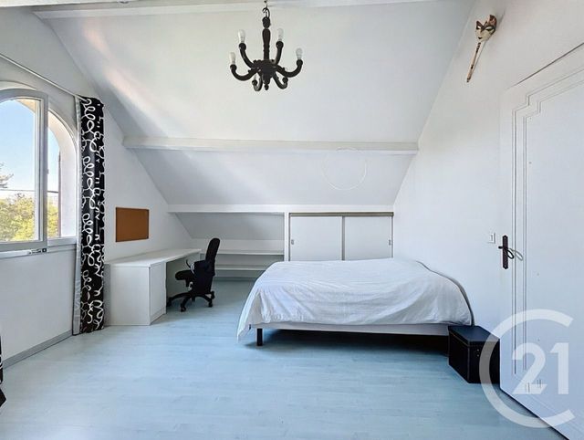 Maison &agrave; vendre - 7 pi&egrave;ces - 180 m2 - Pontault Combault - 77 - ILE-DE-FRANCE