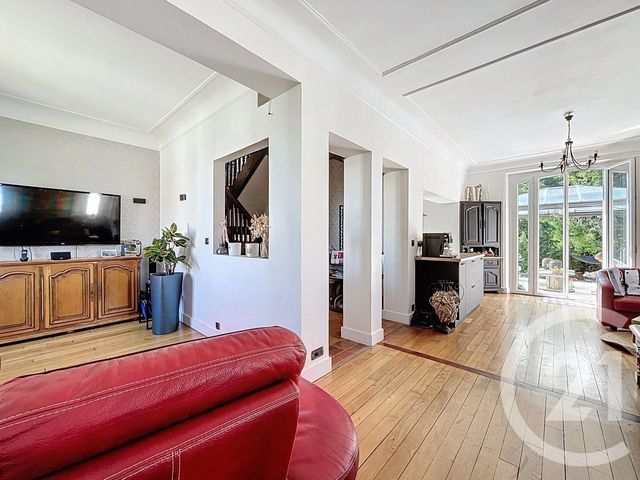 Maison à vendre - 7 pièces - 203 m2 - Pontault Combault - 77 - ILE-DE-FRANCE