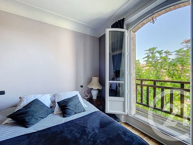 Maison à vendre - 7 pièces - 203 m2 - Pontault Combault - 77 - ILE-DE-FRANCE