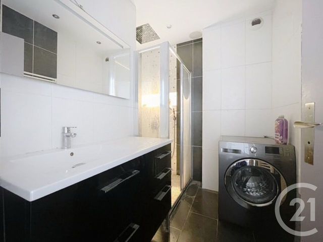 Appartement Duplex à vendre - 3 pièces - 55,45 m2 - Pontault Combault - 77 - ILE-DE-FRANCE