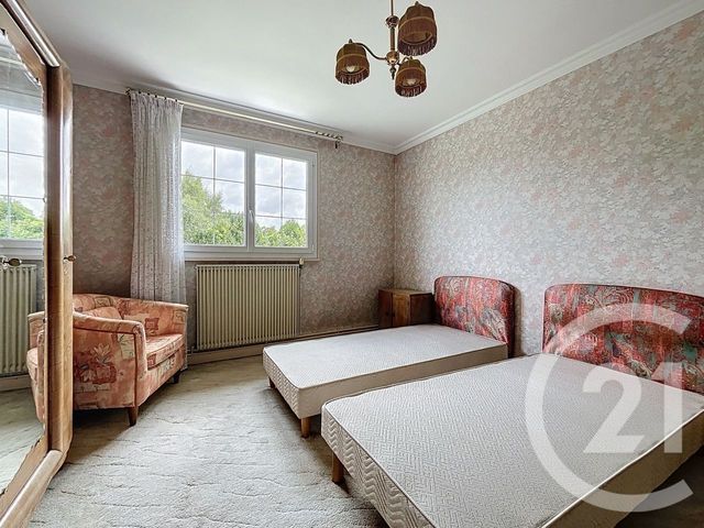 Maison à vendre - 5 pièces - 141 m2 - Pontault Combault - 77 - ILE-DE-FRANCE