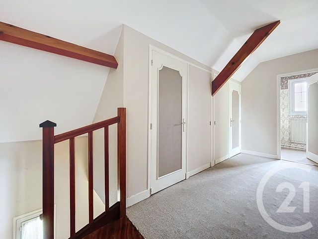 Maison à vendre - 5 pièces - 141 m2 - Pontault Combault - 77 - ILE-DE-FRANCE