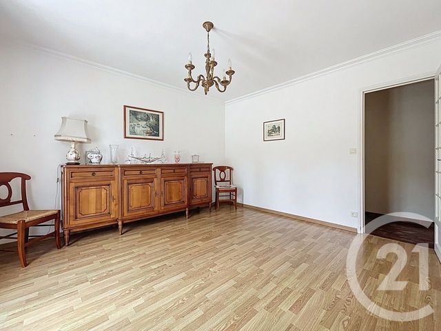 Maison à vendre - 5 pièces - 141 m2 - Pontault Combault - 77 - ILE-DE-FRANCE