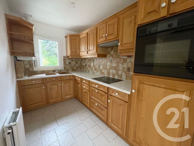 Appartement F3 à vendre - 3 pièces - 60 m2 - Pontault Combault - 77 - ILE-DE-FRANCE