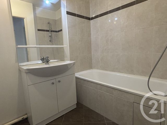 Appartement F2 à vendre - 2 pièces - 44,12 m2 - Pontault Combault - 77 - ILE-DE-FRANCE