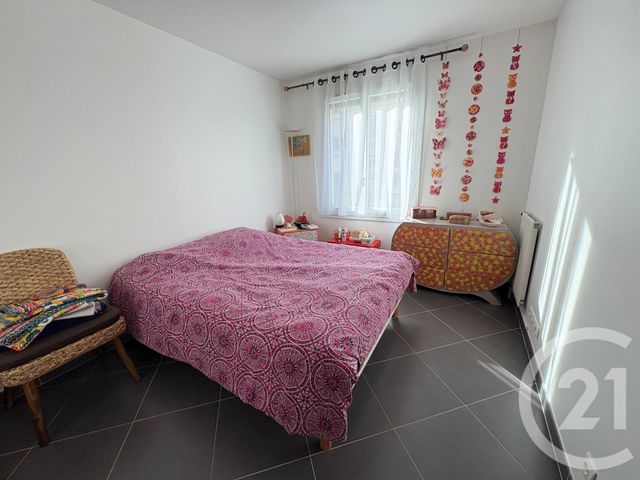 Appartement F3 &agrave; vendre - 3 pi&egrave;ces - 60,78 m2 - Roissy En Brie - 77 - ILE-DE-FRANCE