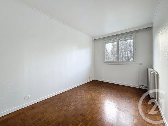 Maison &agrave; louer - 5 pi&egrave;ces - 90,80 m2 - Pontault Combault - 77 - ILE-DE-FRANCE