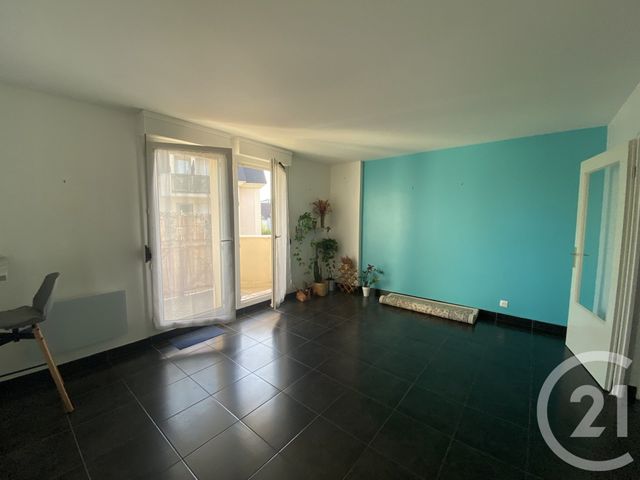 Appartement F1 &agrave; vendre - 1 pi&egrave;ce - 31 m2 - Pontault Combault - 77 - ILE-DE-FRANCE