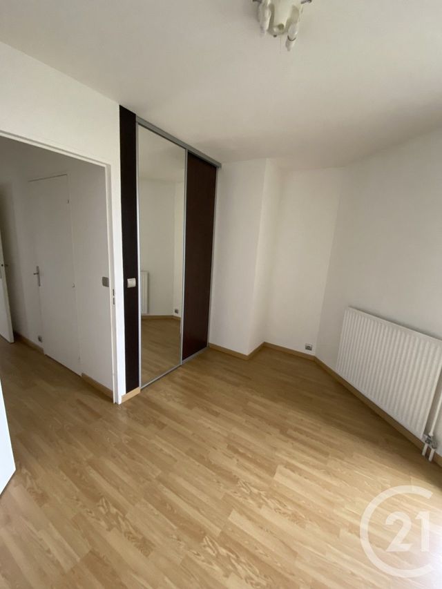 Appartement F2 &agrave; louer - 2 pi&egrave;ces - 53,79 m2 - Pontault Combault - 77 - ILE-DE-FRANCE