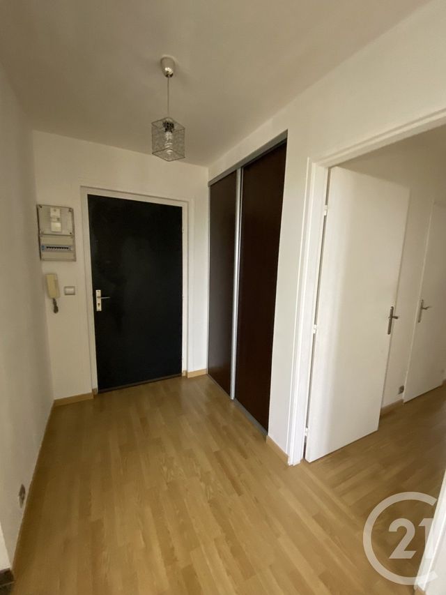 Appartement F2 &agrave; louer - 2 pi&egrave;ces - 53,79 m2 - Pontault Combault - 77 - ILE-DE-FRANCE