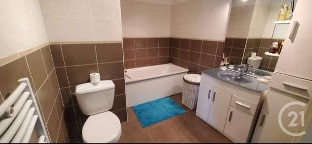 Appartement F2 &agrave; louer - 2 pi&egrave;ces - 47 m2 - Pontault Combault - 77 - ILE-DE-FRANCE