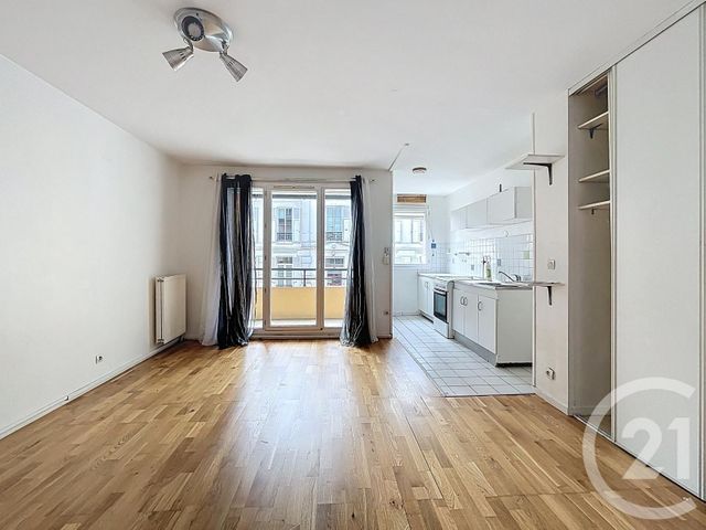 Appartement F2 &agrave; louer - 2 pi&egrave;ces - 42 m2 - Roissy En Brie - 77 - ILE-DE-FRANCE