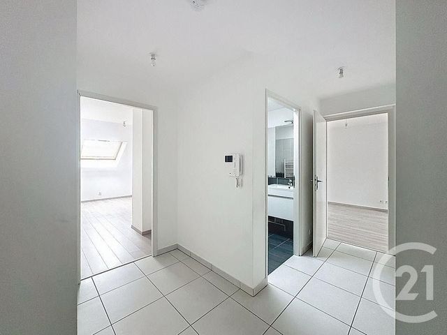 Appartement F3 &agrave; vendre - 3 pi&egrave;ces - 54 m2 - Pontault Combault - 77 - ILE-DE-FRANCE