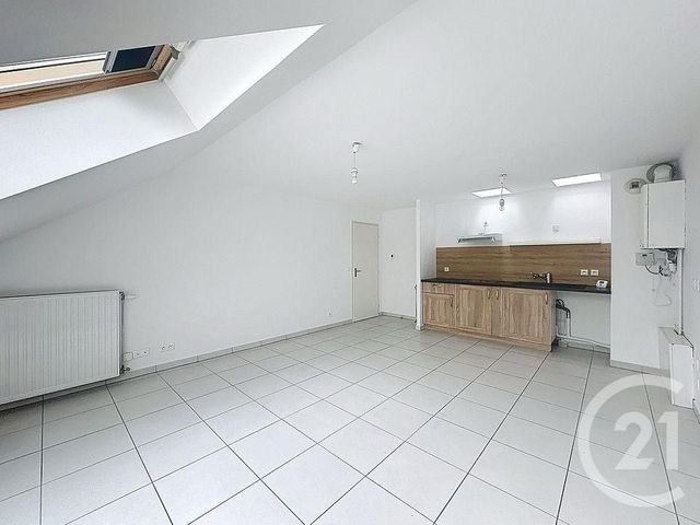 Appartement F3 &agrave; vendre - 3 pi&egrave;ces - 54 m2 - Pontault Combault - 77 - ILE-DE-FRANCE