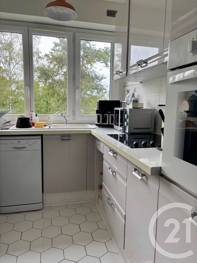Appartement F2 &agrave; louer - 2 pi&egrave;ces - 43 m2 - Chennevieres Sur Marne - 94 - ILE-DE-FRANCE