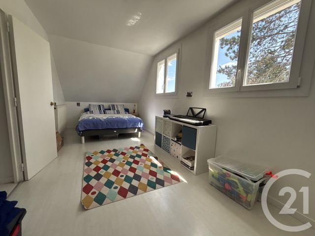 Maison &agrave; louer - 6 pi&egrave;ces - 150 m2 - Lesigny - 77 - ILE-DE-FRANCE