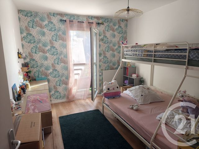 Appartement F3 &agrave; louer - 3 pi&egrave;ces - 59,20 m2 - Brie Comte Robert - 77 - ILE-DE-FRANCE