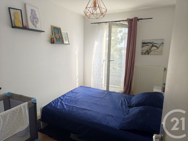 Appartement F3 &agrave; louer - 3 pi&egrave;ces - 59,20 m2 - Brie Comte Robert - 77 - ILE-DE-FRANCE