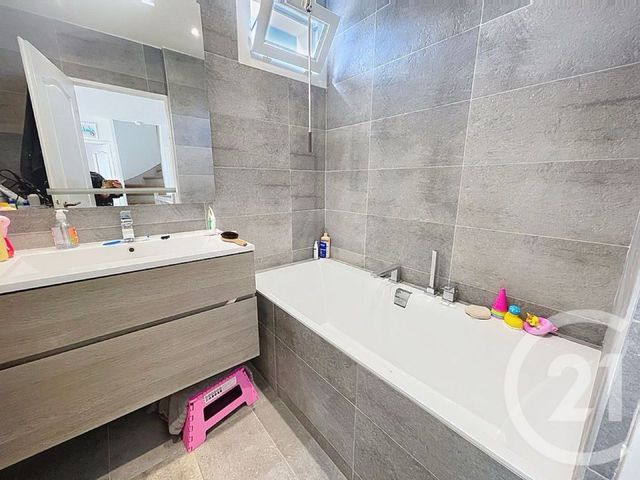 Maison &agrave; vendre - 8 pi&egrave;ces - 165 m2 - La Queue En Brie - 94 - ILE-DE-FRANCE