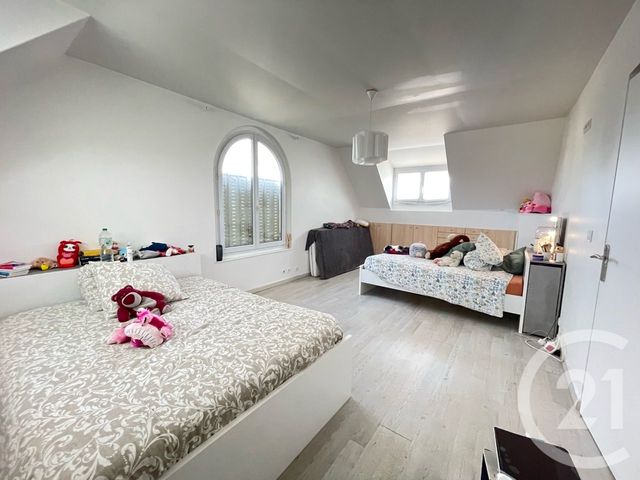 Maison &agrave; vendre - 5 pi&egrave;ces - 115 m2 - Pontault Combault - 77 - ILE-DE-FRANCE