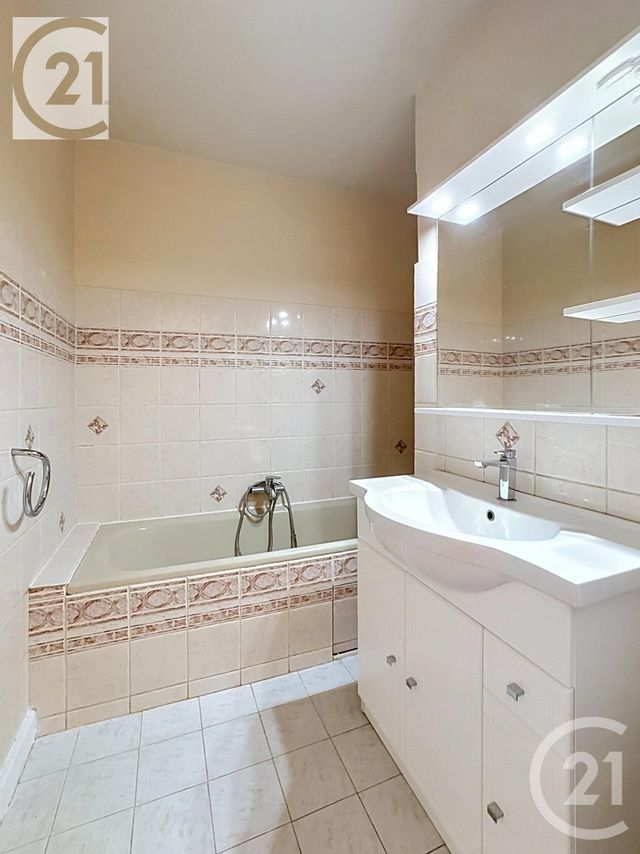Appartement &agrave; vendre - 3 pi&egrave;ces - 66 m2 - Lyon - 69007 - RHONE-ALPES