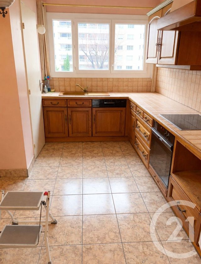 Appartement F5 &agrave; vendre - 5 pi&egrave;ces - 99,90 m2 - Lyon - 69007 - RHONE-ALPES